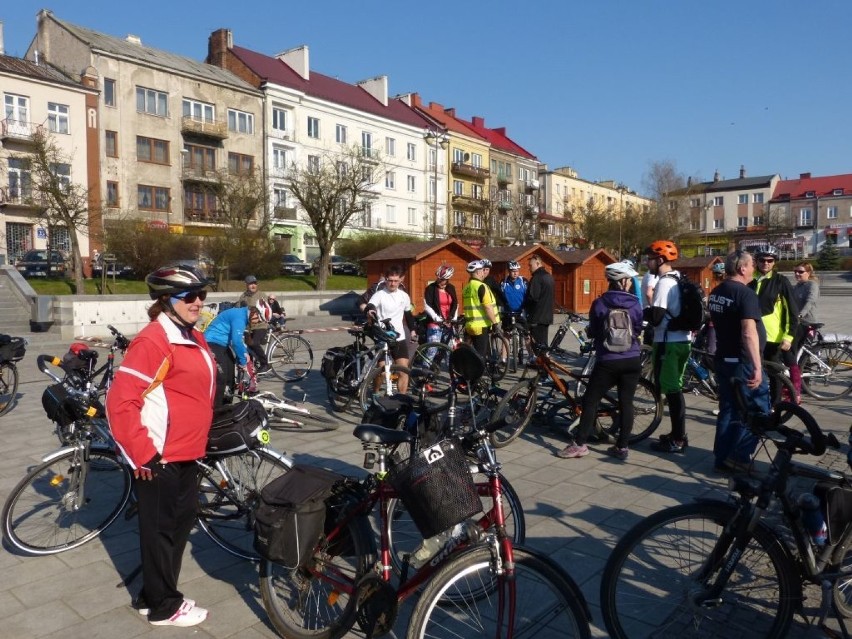 Ponad setka uczestników w Rowerjadzie w Ostrowcu [ZDJĘCIA]