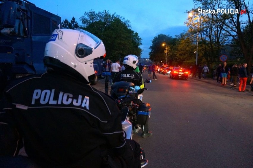 Policjanci podsumowali mecz Piasta i fetę na mieście [ZDJĘCIA]