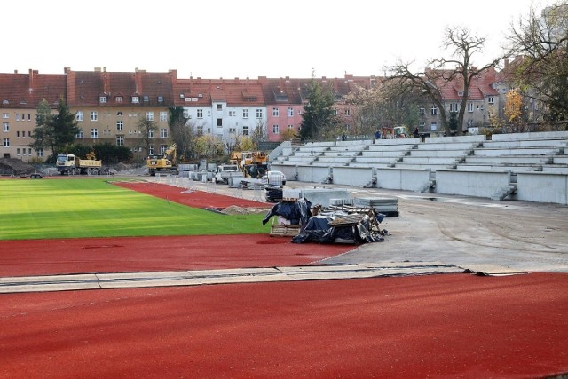 Przebudowa stadionu przy Krasińskiego powinna zakończyć się w marcu 2022.