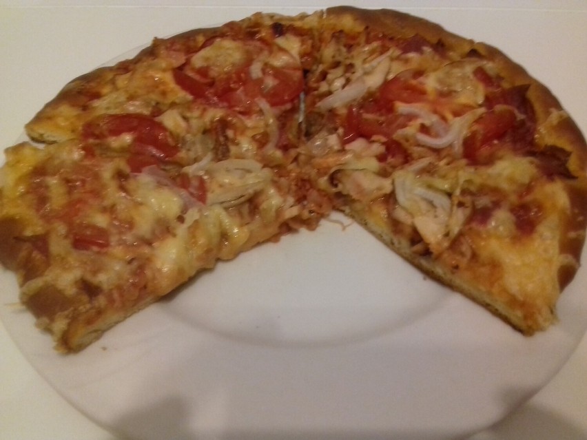 Międzynarodowy Dzień Pizzy 2023. Przepis na pyszną domową pizzę