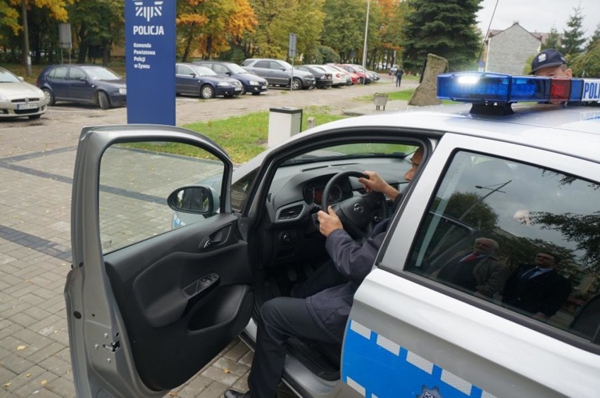 Opel corsa dla żywieckich policjantów [ZDJĘCIA]