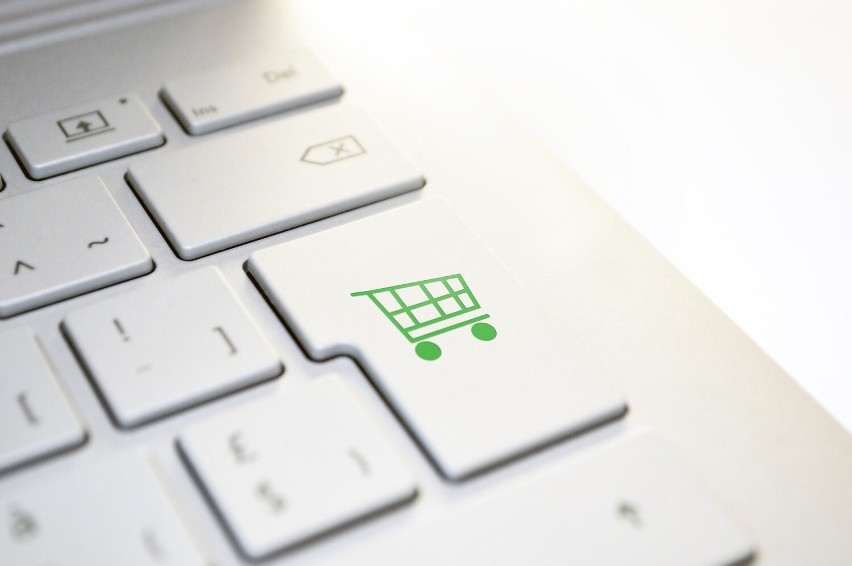 Jak sprawić, aby zakupy online były bezpieczne?...