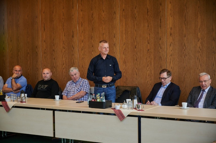 Delegacja z powiatu pleszewskiego gościła w Dolnej Saksonii. Podczas wizyta Dobrzyca zawarła umowę partnerską z Rastede