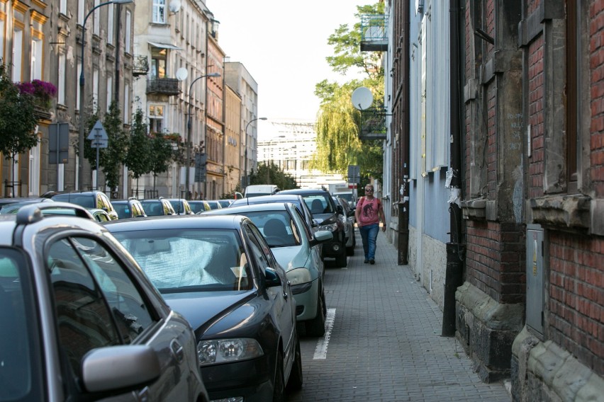 Mieszkańcy ul. Traugutta przekonują, że nie ma na niej...