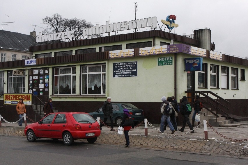 Dworzec i baza PKS w Piotrkowie Trybunalskim na sprzedaż