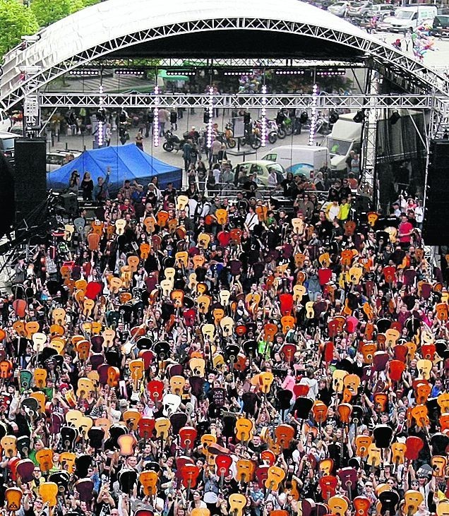 W 2009 r. we Wrocławiu "Hey Joe" Hendrixa zagrało 6346 osób