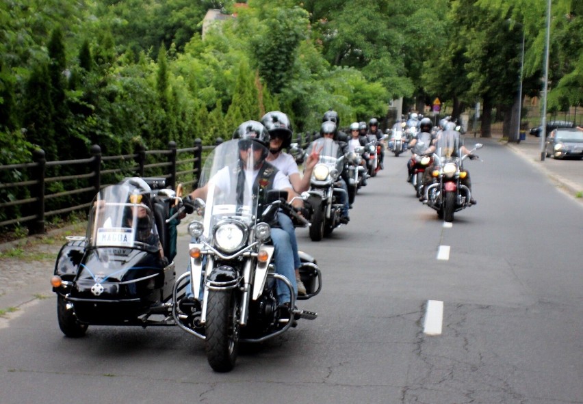 Parada motocykli na Wiosnę nad Nysą w Gubinie i Guben.