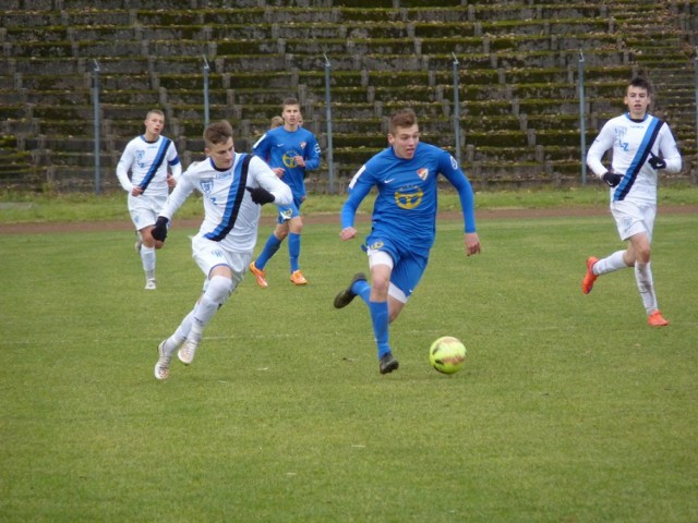 Juniorzy starsi Gwardii Koszalin pokonali swoich rówieśników z Floty Świnoujście 2:1