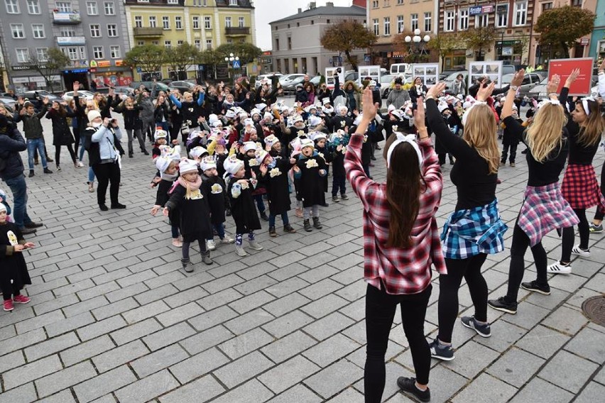 Przedszkolaki z Misia Uszatka ratują pszczoły [FOTO]