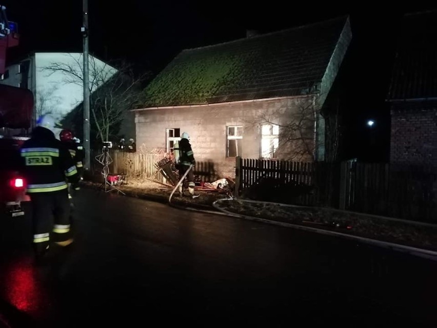 Pożar budynku mieszkalnego w Olszynie 2 grudnia 2018.