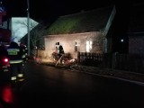 Pożar budynku mieszkalnego w Olszynie w gminie Herby. Duże straty materialne. Domownicy potrzebują pomocy ZDJĘCIA