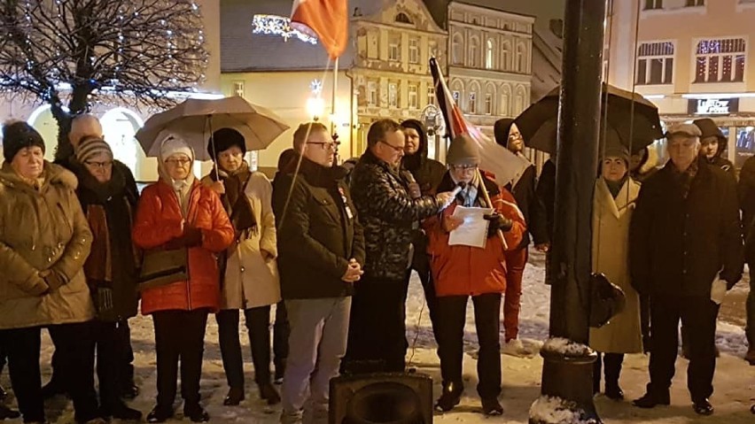 Wejherowianie uczcili pamięć tragicznie zmarłego prezydenta Gdańska Pawła Adamowicza