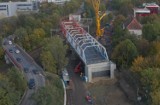 Wrocław. Budowa linii tramwajowej na Nowy Dwór idzie pełną parą. Nad ulicą Robotniczą rośnie wiadukt (ZOBACZ ZDJĘCIA)