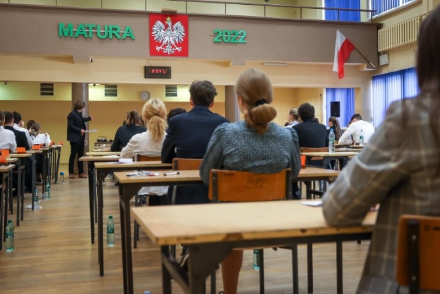 W województwie kujawsko-pomorskim do poprawkowej matury przystąpi 2336 tegorocznych absolwentów, w samej Bydgoszczy 522 osoby.
