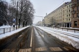 Bulwary Północne w Łodzi: z zielenią, szerokim chodnikiem, stolikami gastronomicznymi. Plany dla parku Staromiejskiego w Łodzi 