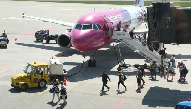 Od 6 sierpnia Wizz Air oferuje 161 tras do 31 krajów z Polski, z ponad 10,3 milionami miejsc w sprzedaży w 2018 r. z 8 polskich lotnisk.