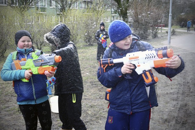 Czy w Poniedziałek Wielkanocny zostaniemy oblani deszczówką?