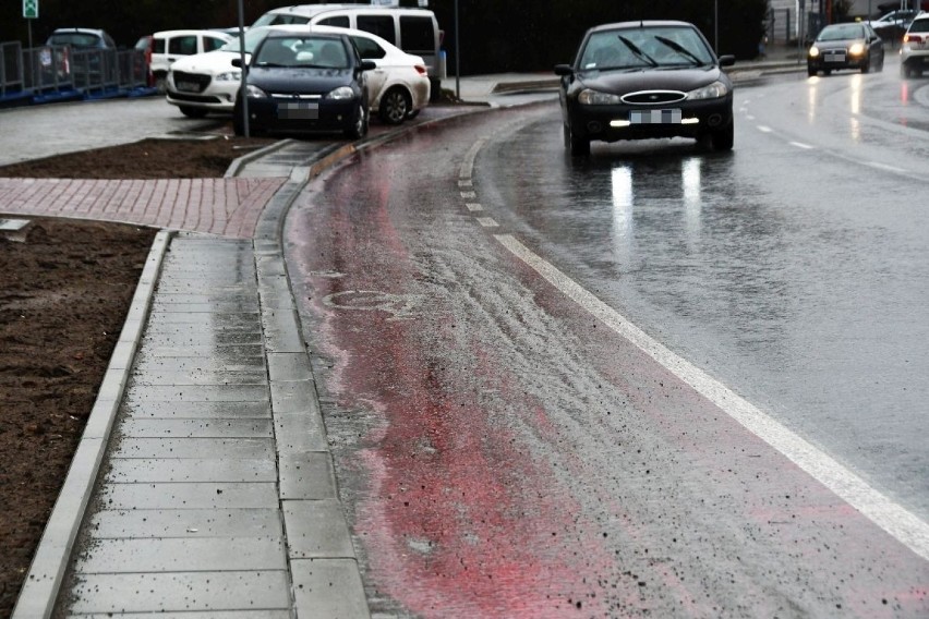 W Kielcach ścieżki rowerowe wyznaczane na jezdni są niebezpieczne? (ZDJĘCIA)