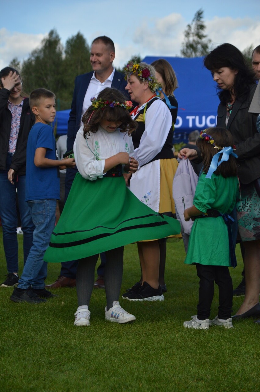 Trzebiatkowa największym zwycięzcą podczas Dożynek Powiatowo-Gminnych w Tuchomiu | ZDJĘCIA+WIDEO