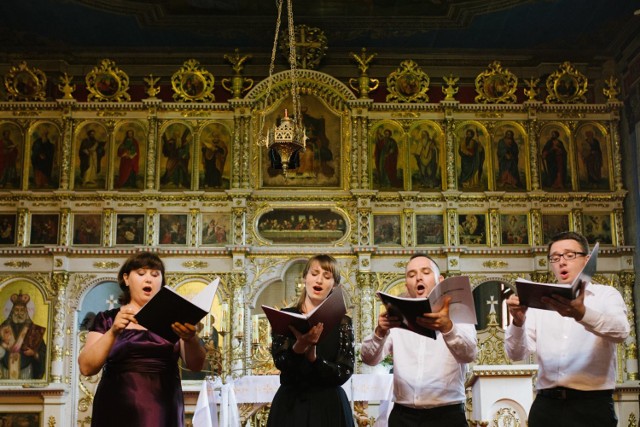 Ensemble QuattroVoce podczas koncertu w cerkwi greckokatolickiej pw. św. Dymitra w Złockiem