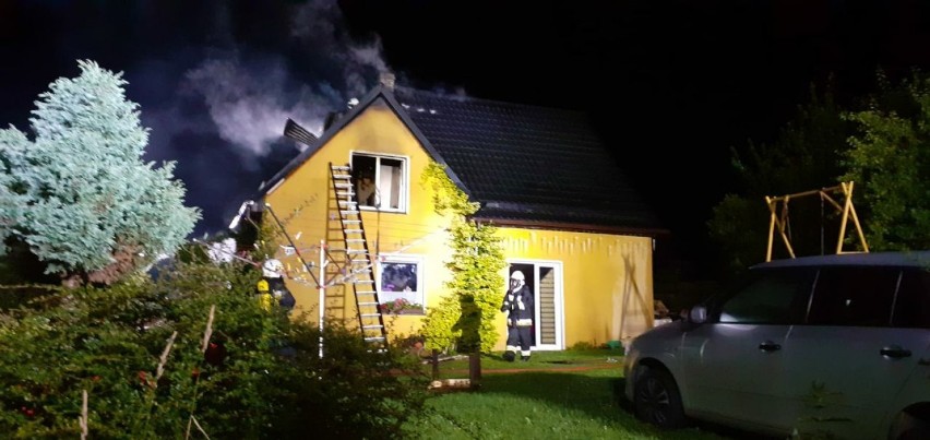Pożar budynku mieszkalnego w Mojuszewskiej Hucie. Straty sięgają ok. 190 tys. zł