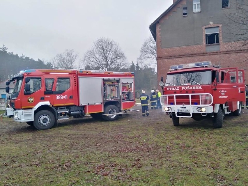 Pożar w budynku wielorodzinnym w Konotopie, w gm. Kolsko, 23...