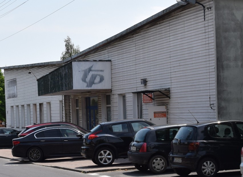 Samorząd powiatu przejmuje budynek po telekomunikacji przy ul. Piwnej 8 w Zduńskiej Woli