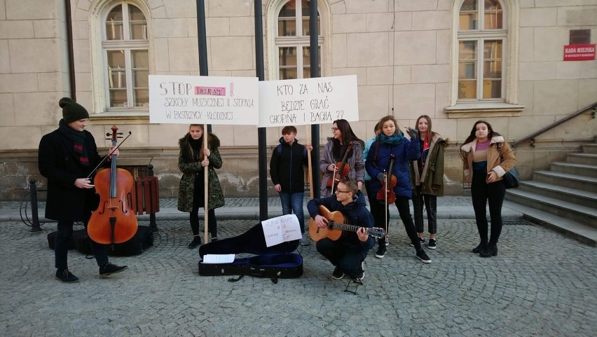 Gmina Bystrzyca Kłodzka zarzuca mediom nierzetelność w sprawie Szkoły Muzycznej II st! 