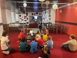 W Krynicy-Zdrój powstał "Klub Malucha". Wykorzystali nieczynną kawiarnię "Piekiełko" i zamienili ją w raj dla 50 małych uchodźców [ZDJĘCIA]
