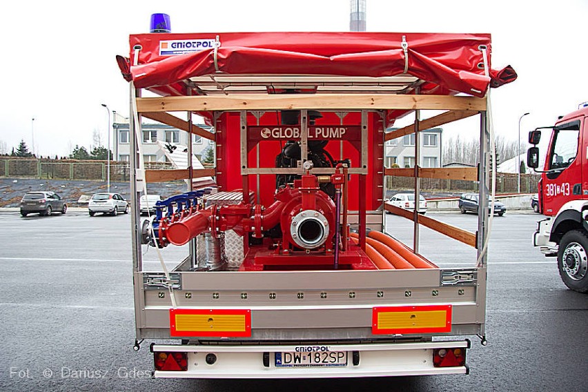 Nowy wóz Państwowej Straży Pożarnej w Wałbrzychu