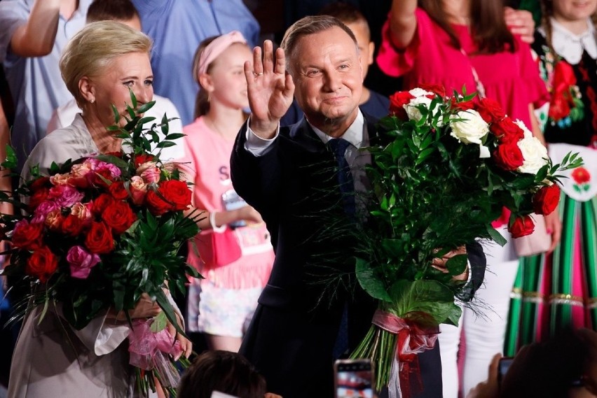 Wybory prezydenckie 2020: Oficjalne i ostateczne wyniki pierwszej tury. Dane PKW. Andrzej Duda i Rafał Trzaskowski w drugiej turze! Relacja