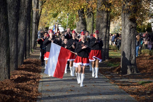 Międzychodzianie świętują 105. rocznicę odzyskania przez Polskę niepodległości (11.11.2023)