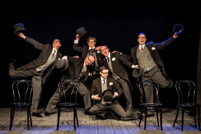 Latający cyrk Monty Pythona w Teatrze Rampa: absurdalny humor i prawdziwa zabawa [ZDJĘCIA]