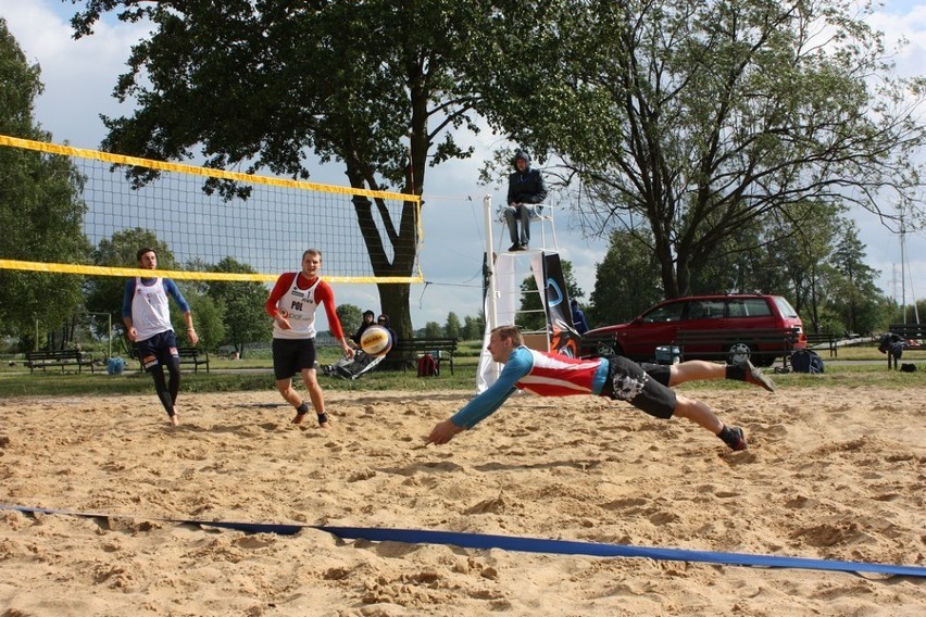 Turniej siatkówki plażowej Pabiks Cup w Pabianicach