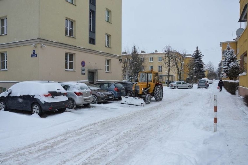 Ulice w Tarnowie posypywane są w tym sezonie zimowym solą