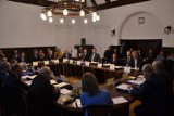 Rada Powiatu Malborskiego po inauguracyjnej sesji w nowej kadencji