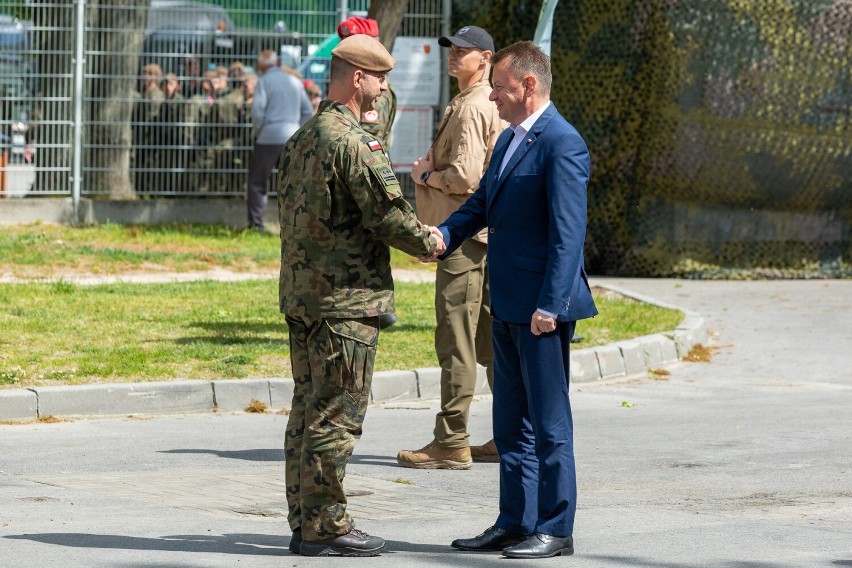 Kraśnik. Piknik wojskowy z udziałem ministra obrony narodowej Mariusza Błaszczaka. Zobacz zdjęcia