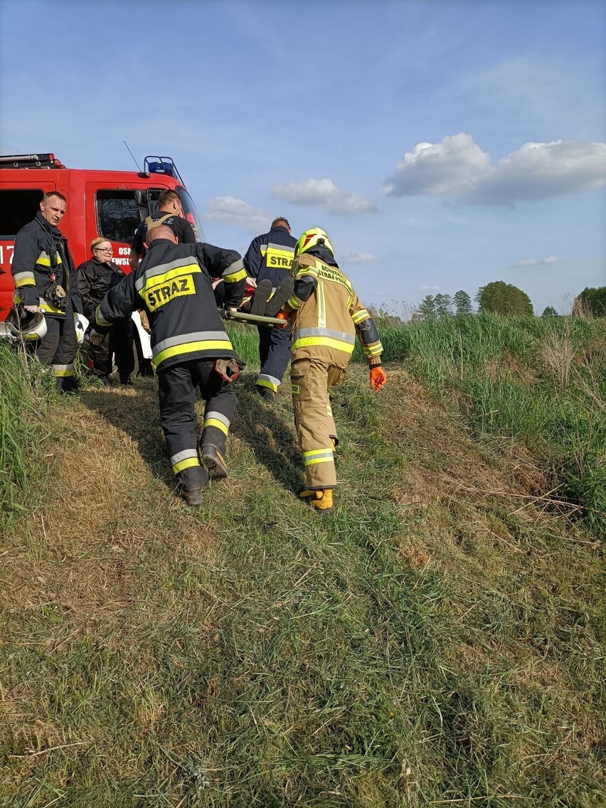 Przerwany wał na rzece. Strażacy spisali się na medal 