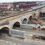 Kraków. Przygotowują materiały do odbudowy wiaduktu nad ulicą Grzegórzecką [ZDJĘCIA] 