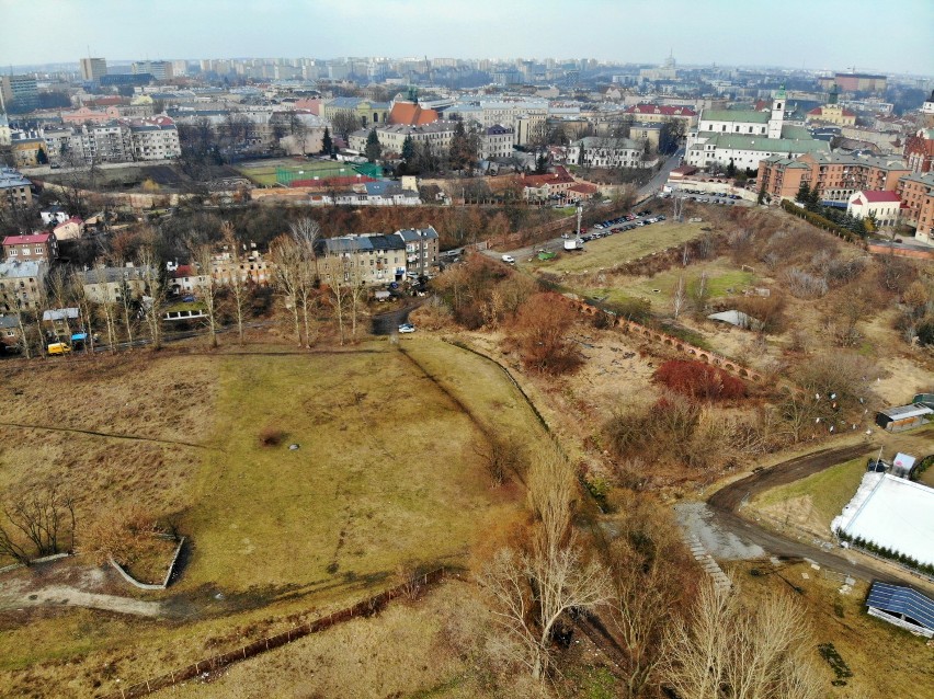 Park Rusałka w Lublinie. Zielony i trochę dziki zakątek w centrum Lublina. Zobacz, jak wygląda na zdjęciach z drona
