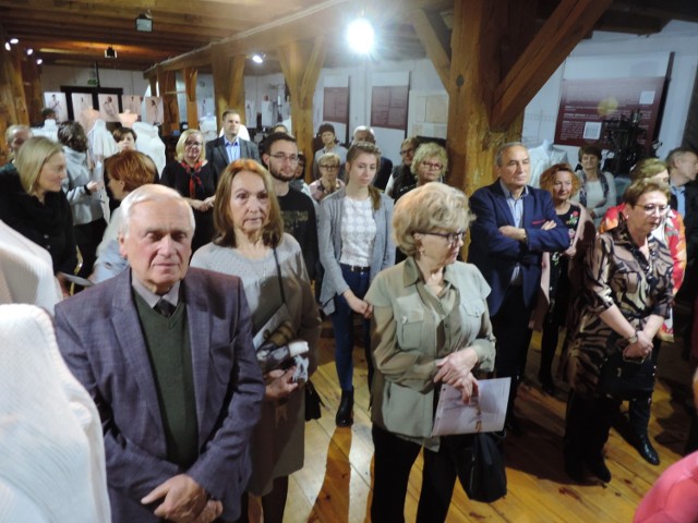 Wernisaż w Muzeum Historii Przemysłu. W roli głównej unikatowe ubiory dziane