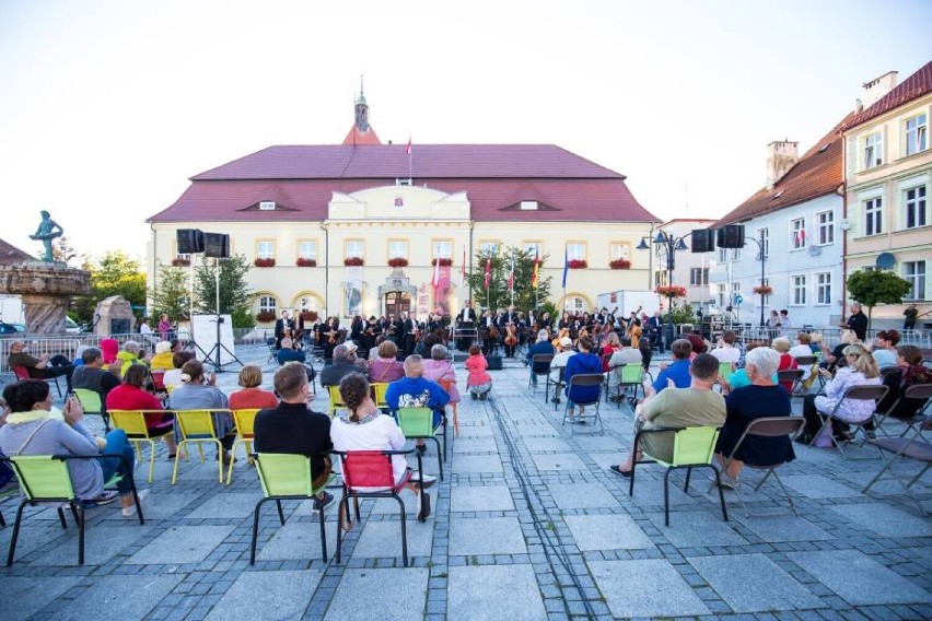 Koncertowe lato 2021 w Darłowie. Wiemy kto wystąpi w "Muzycznych Piątkach"