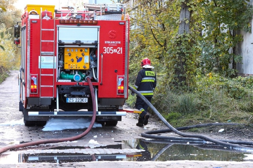 Po pożarze w zakładzie przetwórstwa opon na Skolwinie