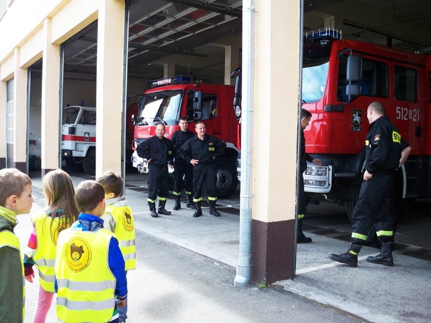 Syców: Przedszkolaki z Publicznego Przedszkola nr 2 odwiedziły strażaków