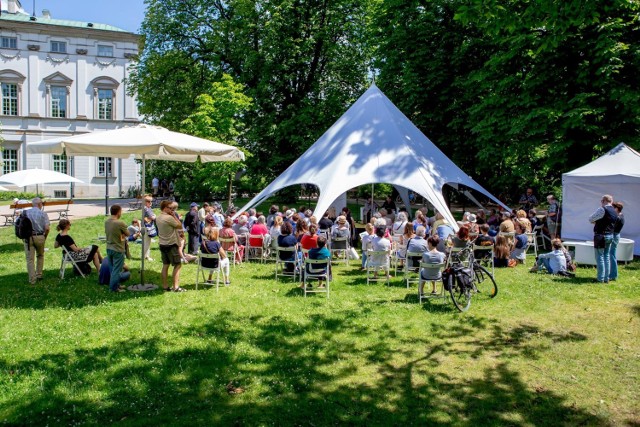 Piknik z Nagrodą Literacką. Weź udział w darmowych warsztatach, zajęciach i quizach