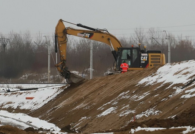 Mimo pogody prace przy budowy trasy N-S trwają. Więcej na kolejnych slajdach >>>