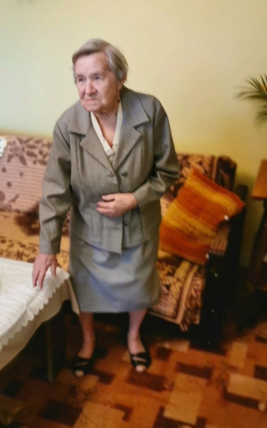 1 grudnia mieszkająca w Żychlinie Pani Stefania Urbańska obchodziła swoje 100. urodziny
