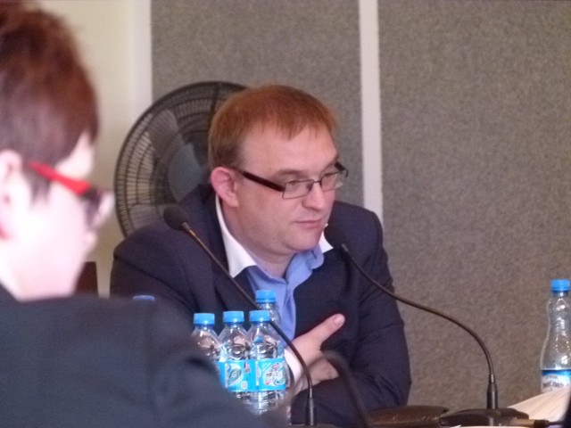 Marcin Kosiorek odrzuca oskarżenia mówiące, że burmistrz tworzy spółkę w ramach spłaty politycznego długu wobec PiS, który w 21-osobowej radzie miasta ma 9 reprezentantów