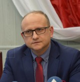 Gmina Bełchatów. Wójt odwołał dyrektor Szkoły Podstawowej w Kurnosie. "Będę się bronić" mówi Danuta Braun