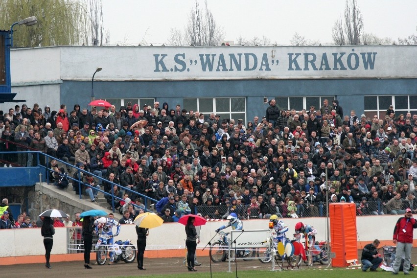 Żużel. Kibice na meczach Speedway Wandy Kraków w latach 2010-2018 [ZDJĘCIA]